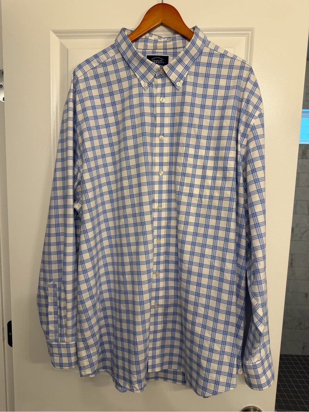 Charles Tyrwhitt White and Light Blue Plaid Button-Down Shirt